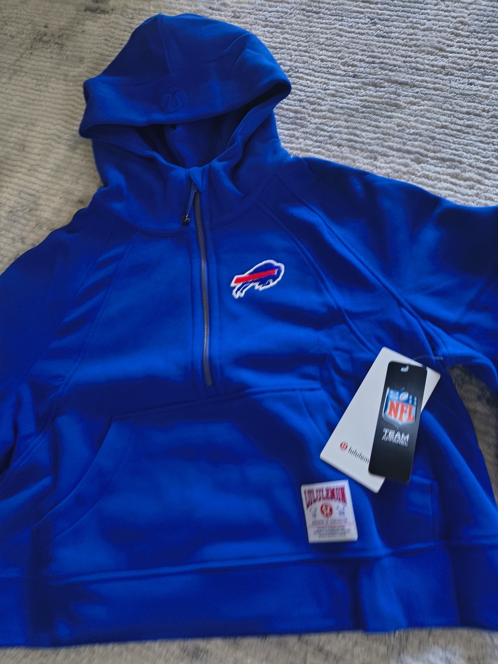 lululemon athletica Blue Buffalo NFL Cropped Half-Zip Hoodie - Picture 2 of 10